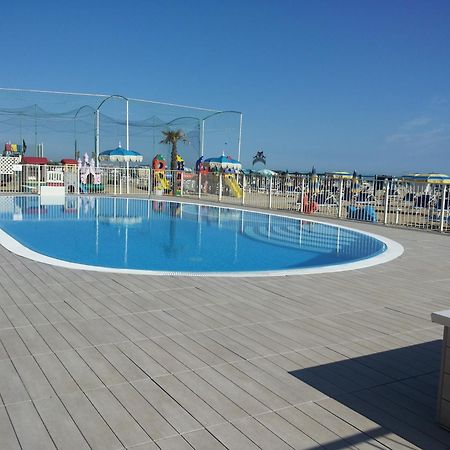 B&B Residence Sorriso Каттолика Экстерьер фото