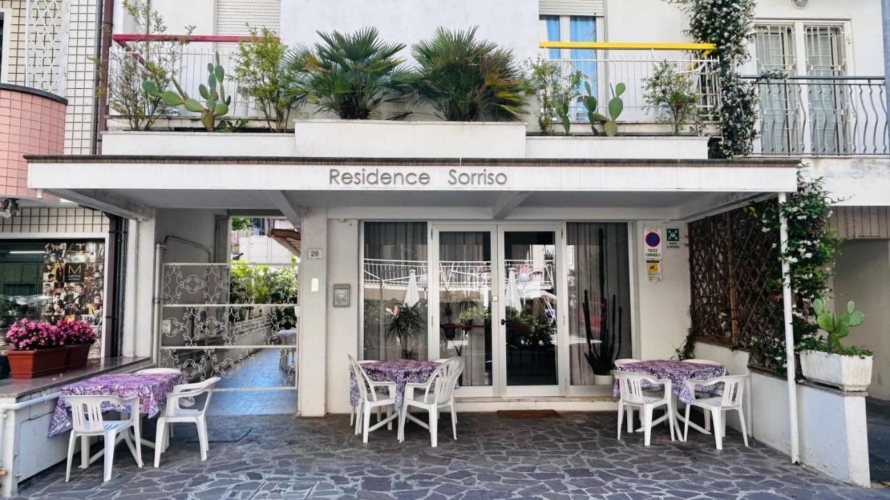 B&B Residence Sorriso Каттолика Экстерьер фото